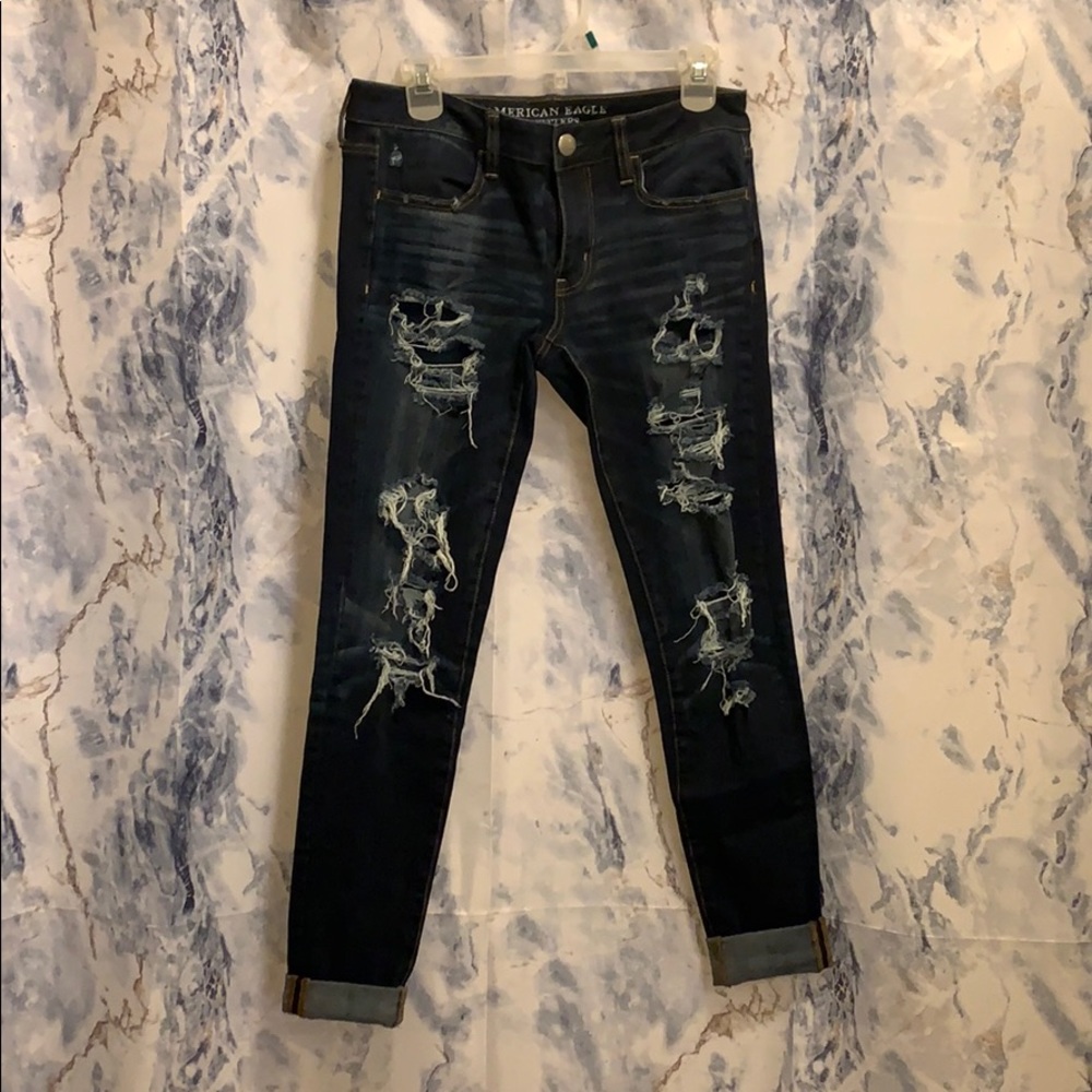 2 pair of AE ripped jeans